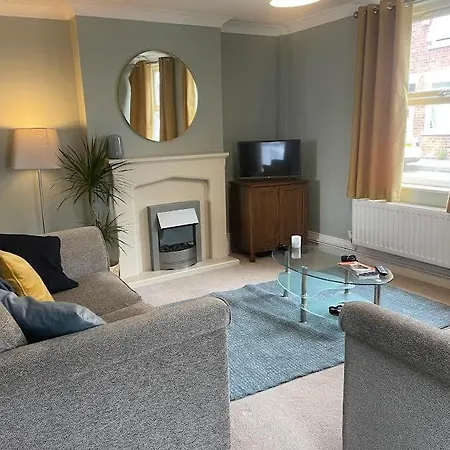 The Corner House - A Quiet & Cosy